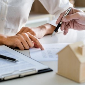 Advogado Especialista na Elaboração e Revisão de Contratos Imobiliários